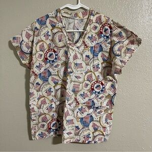 Patriotic Print Scrub Top American Flag Womens Large Vintage Thin